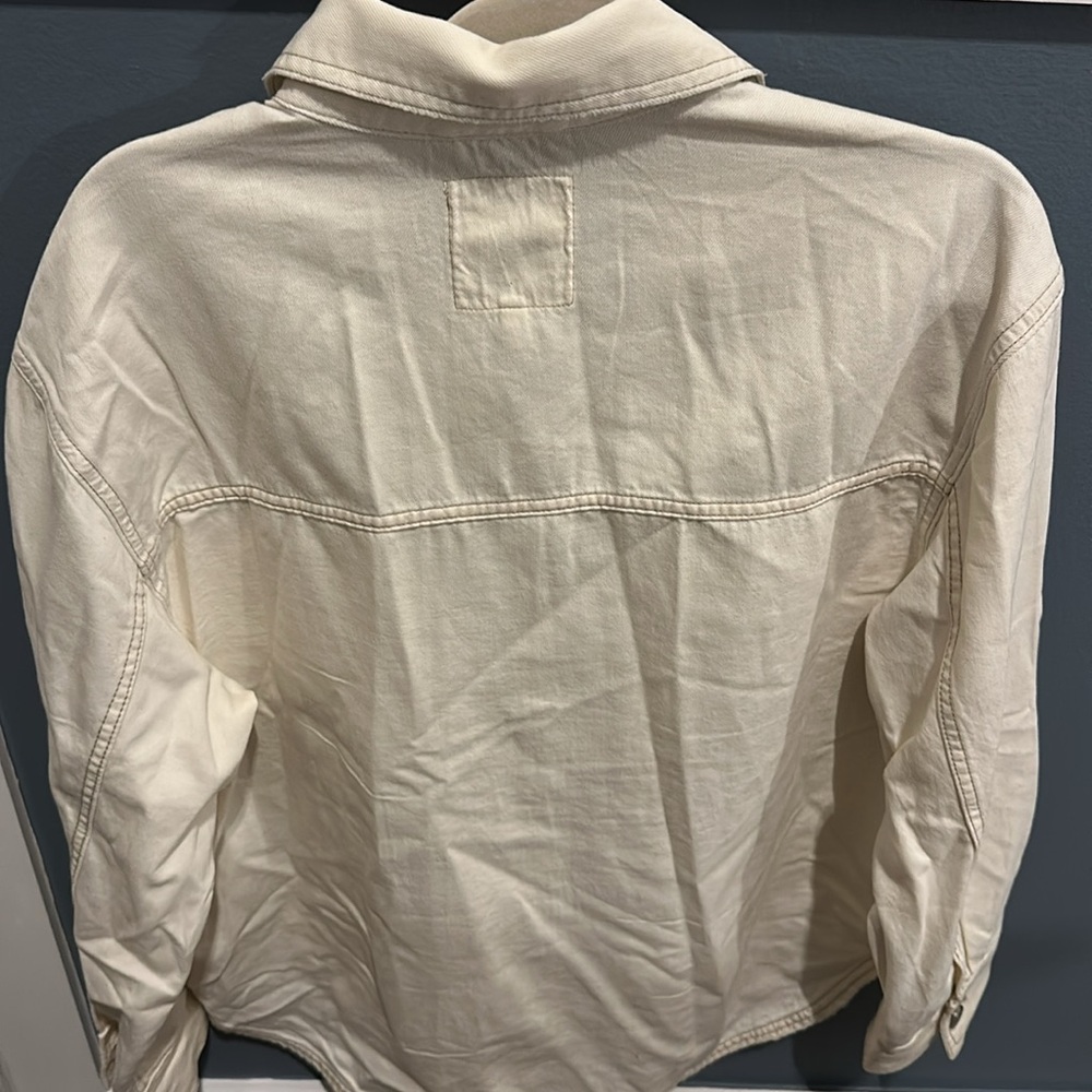 Aerie light weight Denim Shirt/Shacket - Picture 4 of 4